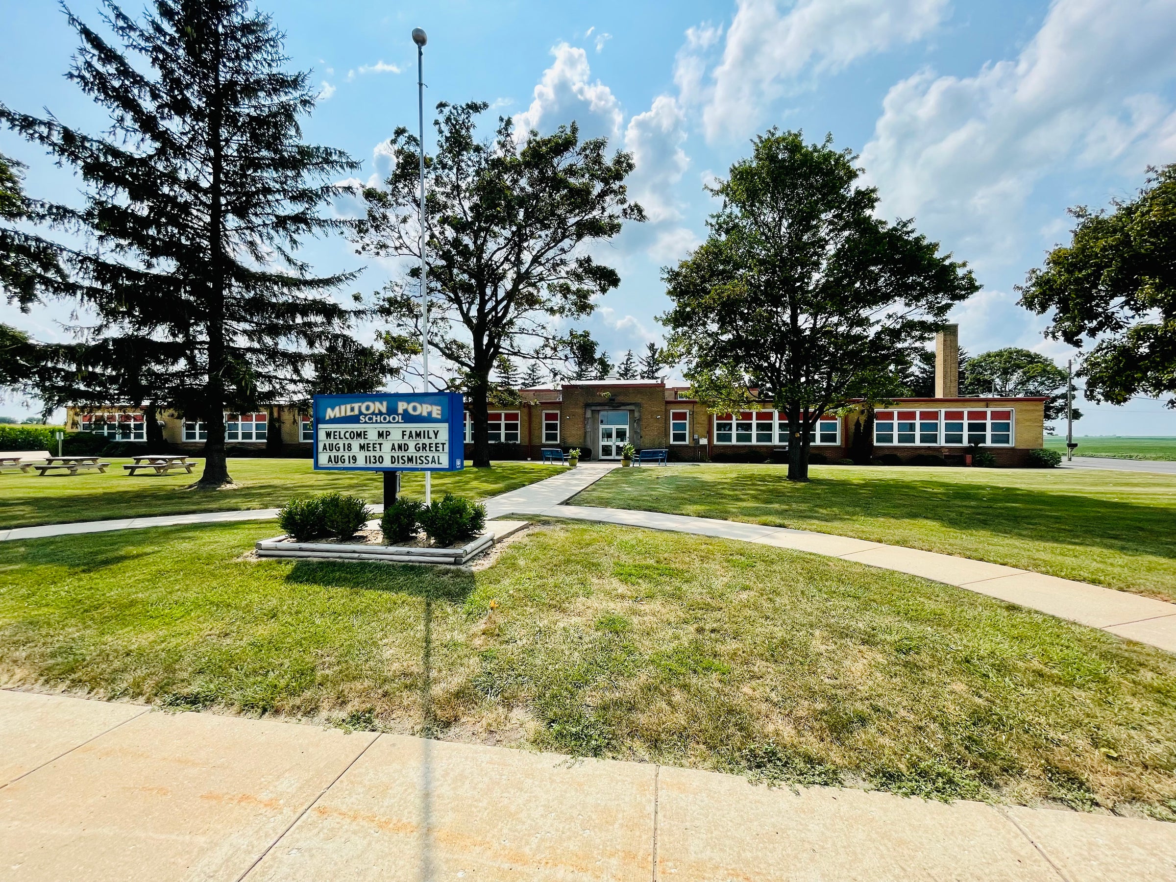 Milton Pope Elementary School Milton Pope School Miller Twp. CCSD 210